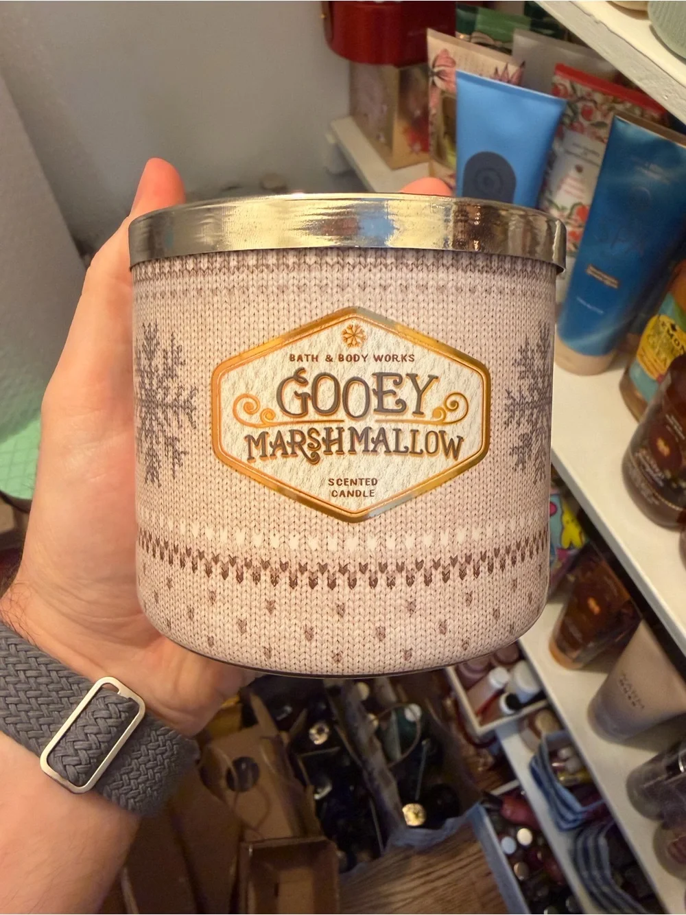 Bath & Body Works Gooey Marshmallow 3-Wick Candle - Picture 1 of 1